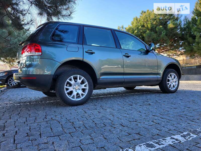 Внедорожник / Кроссовер Volkswagen Touareg 2004 в Одессе