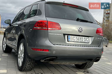 Внедорожник / Кроссовер Volkswagen Touareg 2012 в Дрогобыче