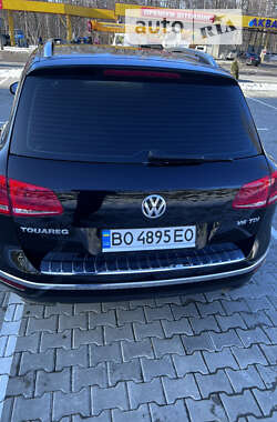 Внедорожник / Кроссовер Volkswagen Touareg 2015 в Тернополе
