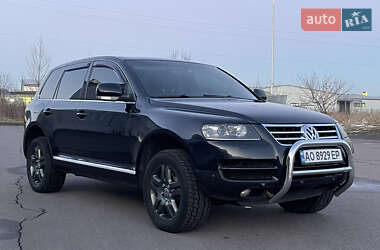 Внедорожник / Кроссовер Volkswagen Touareg 2006 в Хусте