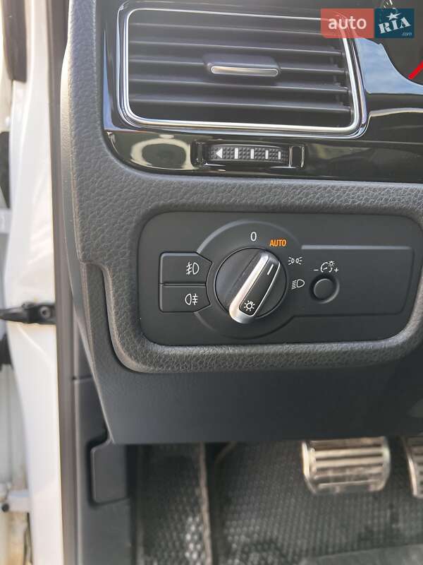 Внедорожник / Кроссовер Volkswagen Touareg 2015 в Хмельницком фото 29 Внедорожник / Кроссовер Volkswagen Touareg 2015 в Хмельницком