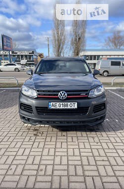 Позашляховик / Кросовер Volkswagen Touareg 2013 в Києві