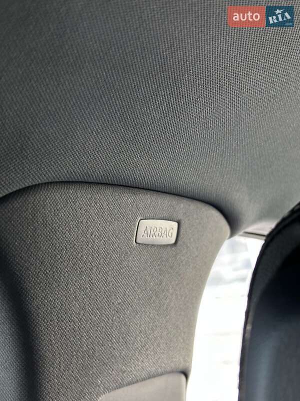 Внедорожник / Кроссовер Volkswagen Touareg 2019 в Днепре