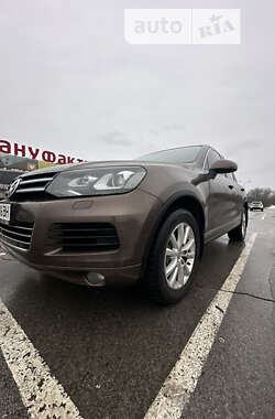 Позашляховик / Кросовер Volkswagen Touareg 2010 в Сумах