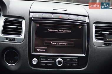 Внедорожник / Кроссовер Volkswagen Touareg 2017 в 