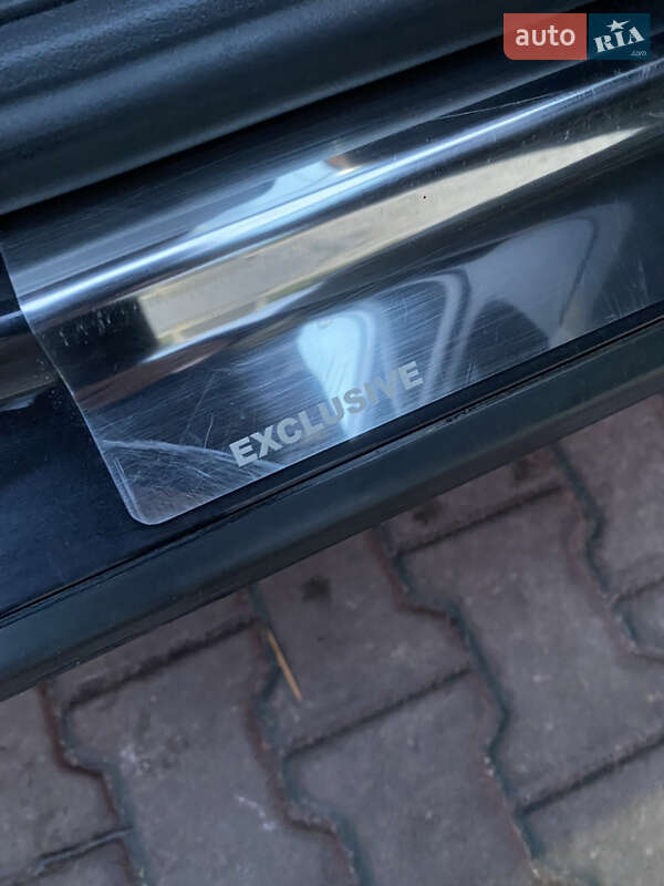 Внедорожник / Кроссовер Volkswagen Touareg 2005 в Самборе