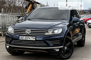 Внедорожник / Кроссовер Volkswagen Touareg 2013 в Кривом Роге