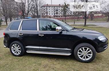 Позашляховик / Кросовер Volkswagen Touareg 2004 в Луцьку