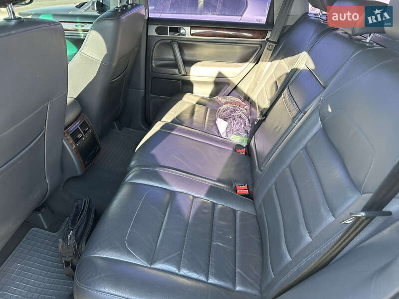 Внедорожник / Кроссовер Volkswagen Touareg 2007 в Ивано-Франковске