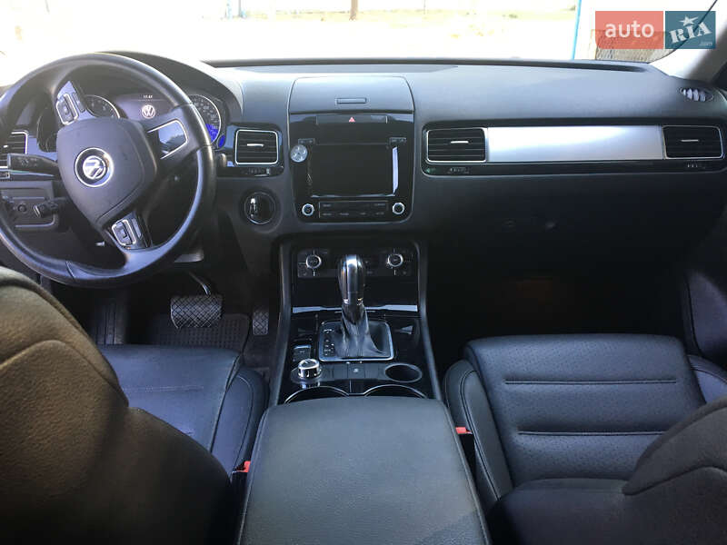 Позашляховик / Кросовер Volkswagen Touareg 2012 в Запоріжжі фото 3 Позашляховик / Кросовер Volkswagen Touareg 2012 в Запоріжжі