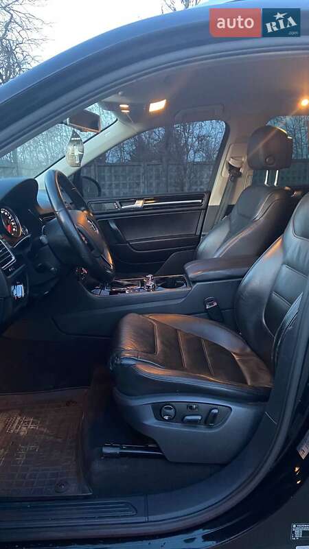 Внедорожник / Кроссовер Volkswagen Touareg 2011 в Кропивницком фото 16 Внедорожник / Кроссовер Volkswagen Touareg 2011 в Кропивницком