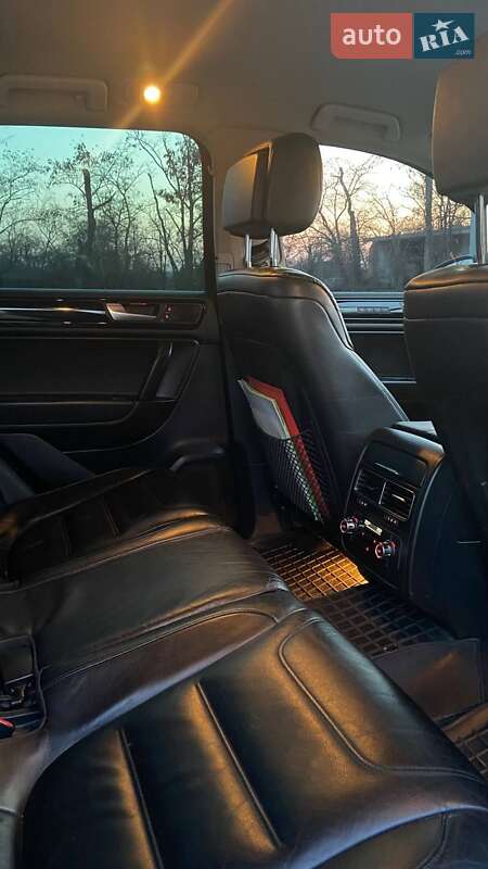 Внедорожник / Кроссовер Volkswagen Touareg 2011 в Кропивницком фото 27 Внедорожник / Кроссовер Volkswagen Touareg 2011 в Кропивницком