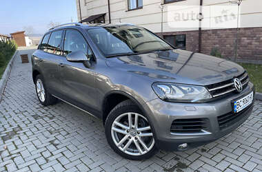 Внедорожник / Кроссовер Volkswagen Touareg 2010 в Золочеве