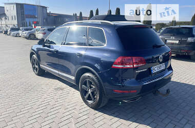 Внедорожник / Кроссовер Volkswagen Touareg 2012 в Городке