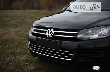 Внедорожник / Кроссовер Volkswagen Touareg 2012 в Краснограде