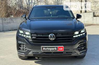 Позашляховик / Кросовер Volkswagen Touareg 2021 в Львові