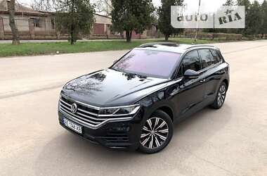 Позашляховик / Кросовер Volkswagen Touareg 2020 в Кривому Розі