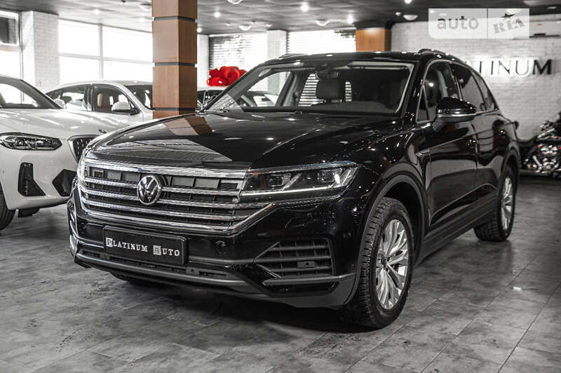 Внедорожник / Кроссовер Volkswagen Touareg 2020 в Одессе