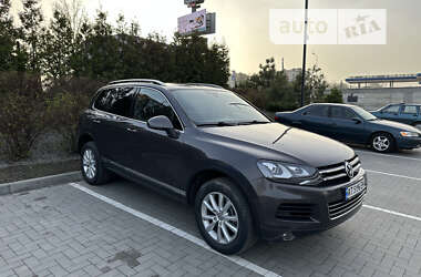 Позашляховик / Кросовер Volkswagen Touareg 2011 в Івано-Франківську