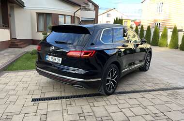 Позашляховик / Кросовер Volkswagen Touareg 2020 в Львові