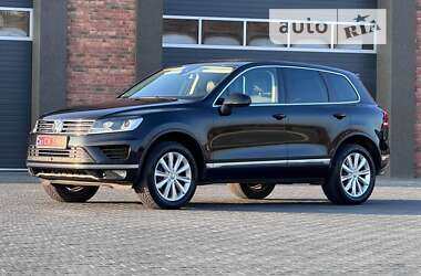 Внедорожник / Кроссовер Volkswagen Touareg 2016 в Черновцах