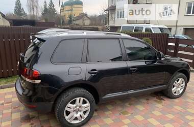 Внедорожник / Кроссовер Volkswagen Touareg 2008 в Львове