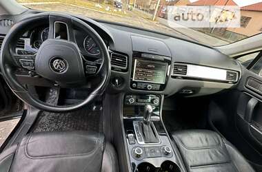 Внедорожник / Кроссовер Volkswagen Touareg 2014 в Мукачево