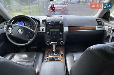 Внедорожник / Кроссовер Volkswagen Touareg 2007 в 
