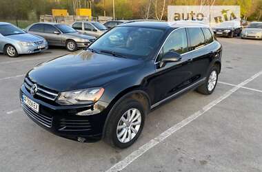 Внедорожник / Кроссовер Volkswagen Touareg 2011 в Запорожье