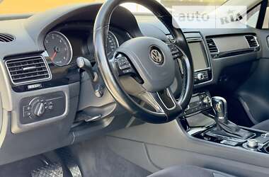 Внедорожник / Кроссовер Volkswagen Touareg 2016 в Стрые