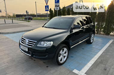 Внедорожник / Кроссовер Volkswagen Touareg 2006 в Луцке