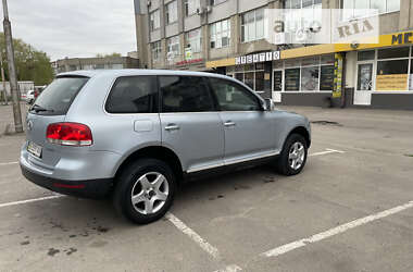 Внедорожник / Кроссовер Volkswagen Touareg 2005 в Луцке