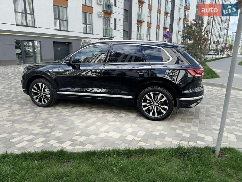 Внедорожник / Кроссовер Volkswagen Touareg 2018 в Ивано-Франковске фото 12 Внедорожник / Кроссовер Volkswagen Touareg 2018 в Ивано-Франковске