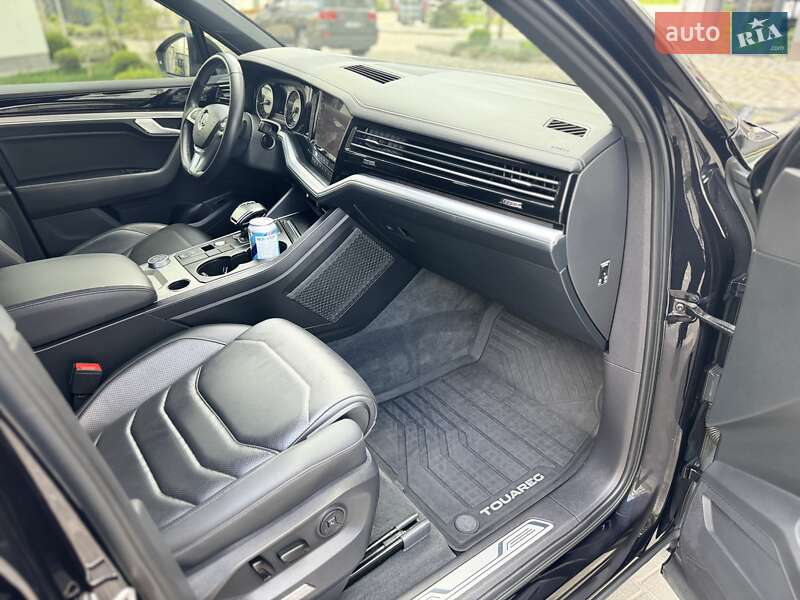 Внедорожник / Кроссовер Volkswagen Touareg 2018 в Ивано-Франковске фото 25 Внедорожник / Кроссовер Volkswagen Touareg 2018 в Ивано-Франковске