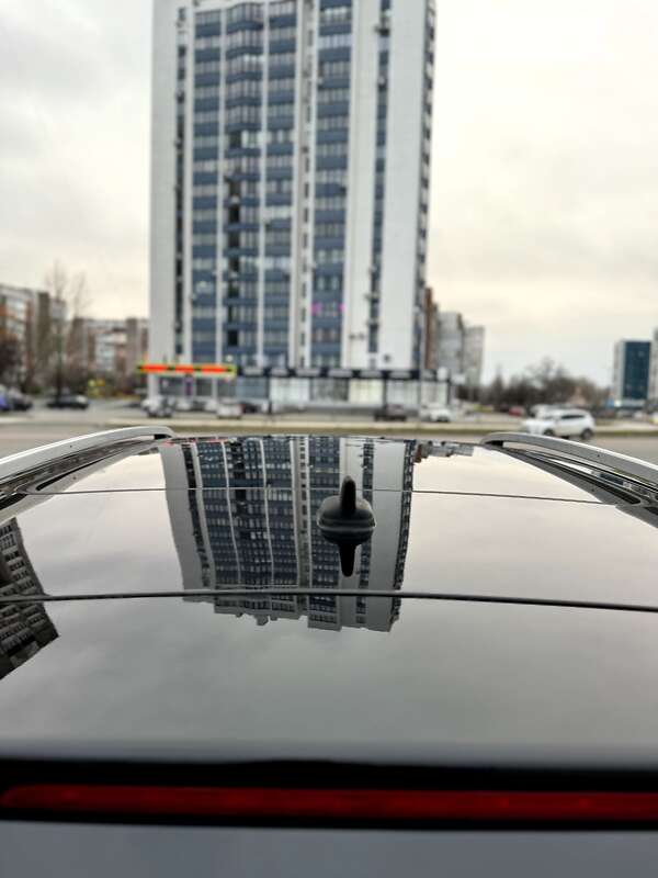 Внедорожник / Кроссовер Volkswagen Touareg 2011 в Черкассах