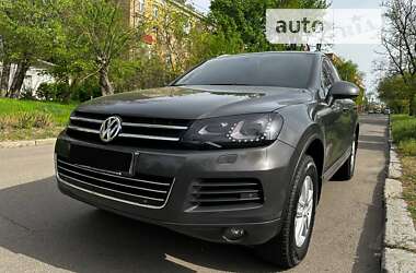 Позашляховик / Кросовер Volkswagen Touareg 2012 в Миколаєві