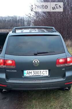 Внедорожник / Кроссовер Volkswagen Touareg 2004 в Житомире