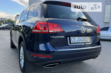 Внедорожник / Кроссовер Volkswagen Touareg 2011 в Ровно
