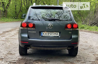 Позашляховик / Кросовер Volkswagen Touareg 2008 в Києві