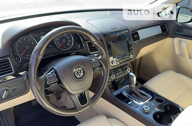 Внедорожник / Кроссовер Volkswagen Touareg 2013 в Ивано-Франковске