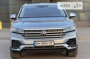 Позашляховик / Кросовер Volkswagen Touareg 2020 в Києві