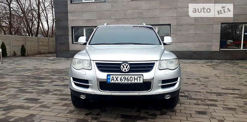 Внедорожник / Кроссовер Volkswagen Touareg 2008 в Харькове