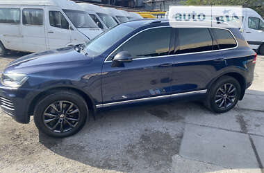 Позашляховик / Кросовер Volkswagen Touareg 2012 в Дніпрі