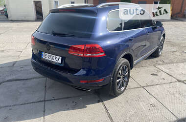 Позашляховик / Кросовер Volkswagen Touareg 2012 в Дніпрі