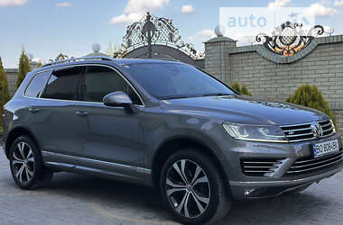 Внедорожник / Кроссовер Volkswagen Touareg 2017 в Тернополе