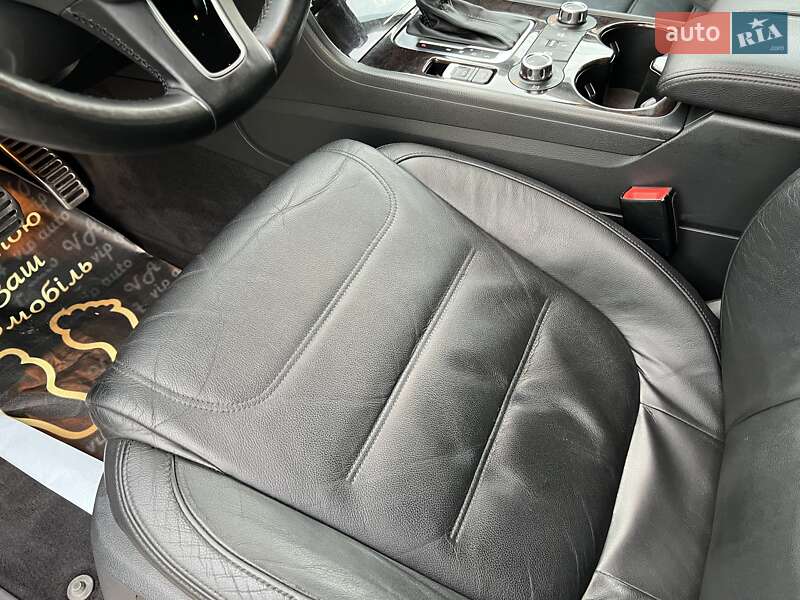 Позашляховик / Кросовер Volkswagen Touareg 2010 в Вінниці