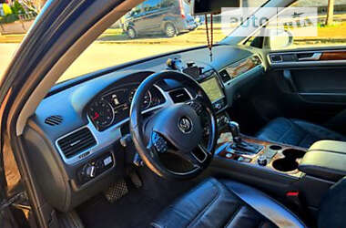 Позашляховик / Кросовер Volkswagen Touareg 2014 в Маріуполі