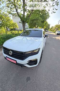 Позашляховик / Кросовер Volkswagen Touareg 2019 в Бердичеві