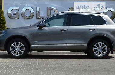 Внедорожник / Кроссовер Volkswagen Touareg 2013 в Одессе