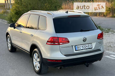 Позашляховик / Кросовер Volkswagen Touareg 2013 в Тернополі